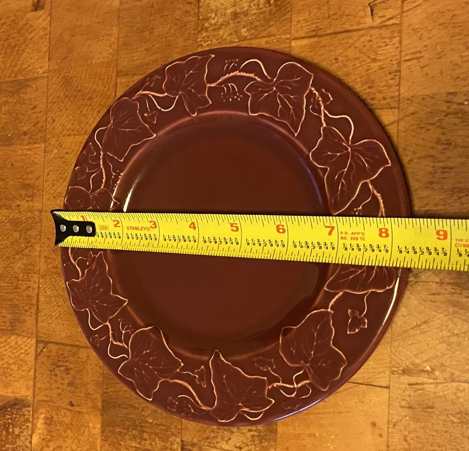 Crate & Barrel Varages France 8 1/4" Salad Plates Maroon Ivy Vine New Never Used - Image 3 of 4