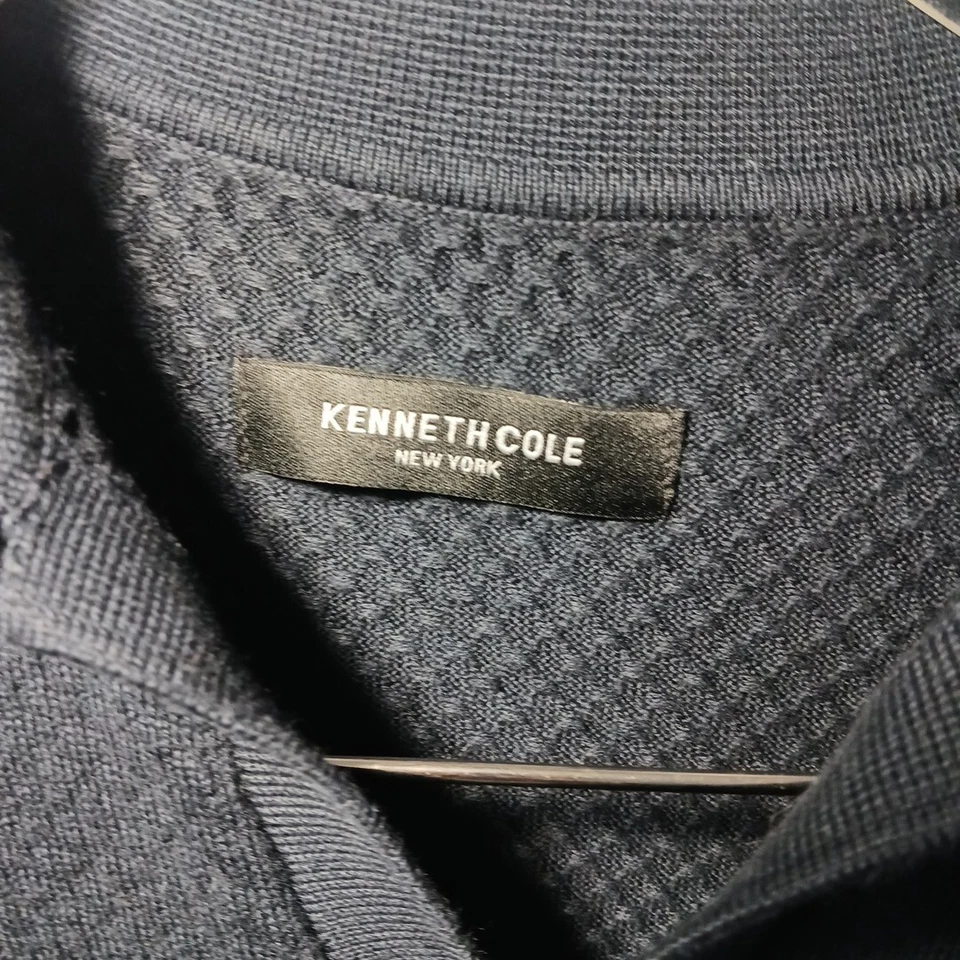 Рубашка с коротким рукавом Kenneth Cole New York мужская темно-синяя с v-образным вырезом размер средний  - Изображение 2 из 4