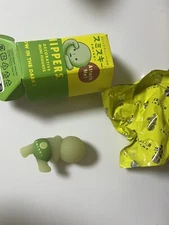 Smiski Hippers Series - SMISKI Trying To Climb Brand New