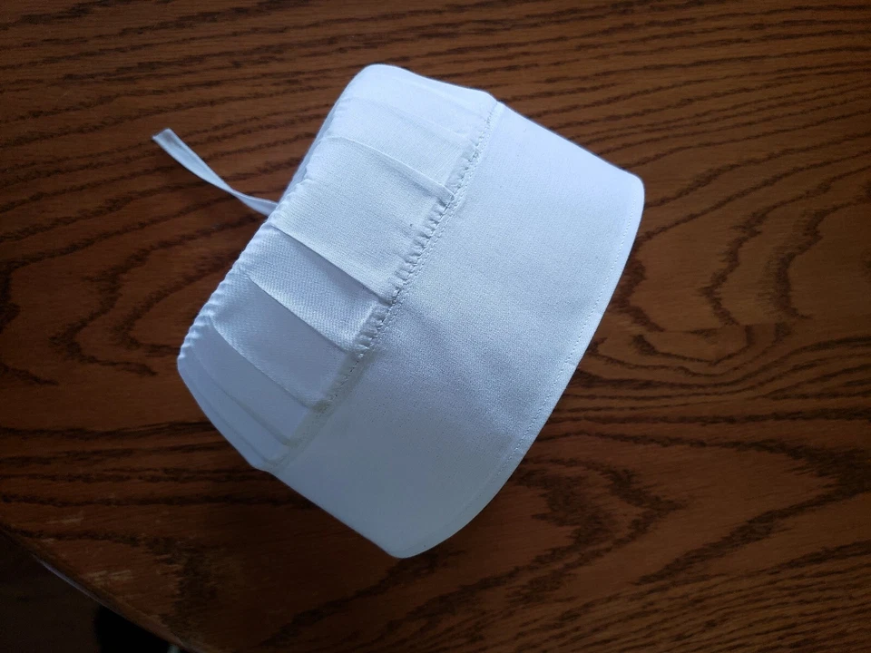 GORRO BLANCO PARA NIÑAS AMISH 15" KAPP CON CORBATAS CUBIERTA DE ORACIÓN HECHO A MANO Foto 3 de 4