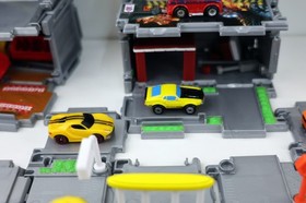 Micro Machines Lot 14 Vehicles & 12 Mystery Pack Playsets - READ