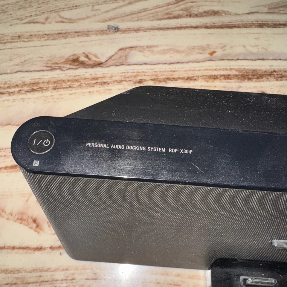Sony RDP-X30IP Speaker Dock for iPod and iPhone Works - Image 4 of 4