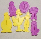 Sesame Street  Barney Wilton Cookie Cutters Yellow 1971-1977 Vintage-Set Of 7 — photo 1