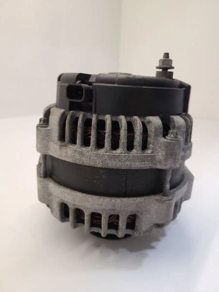 Alternador Cadillac Escalade 2007-14 145 amperios Opt KG3 Foto 3 de 4