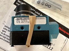 Honeywell BZE6-2RN51 Micro Switch Top Pin Plunger Seal Boot SPDT 15A Side Mount