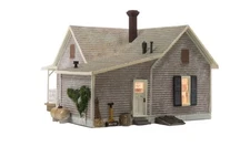 Built-N-Ready Old Homestead House HO Woodland Scenics