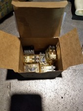 1 BOX OF 6PC -  IDEC RH2B-ULAC110-120V POWER RELAY, DPDT, 120VAC, 10A, PLUG in