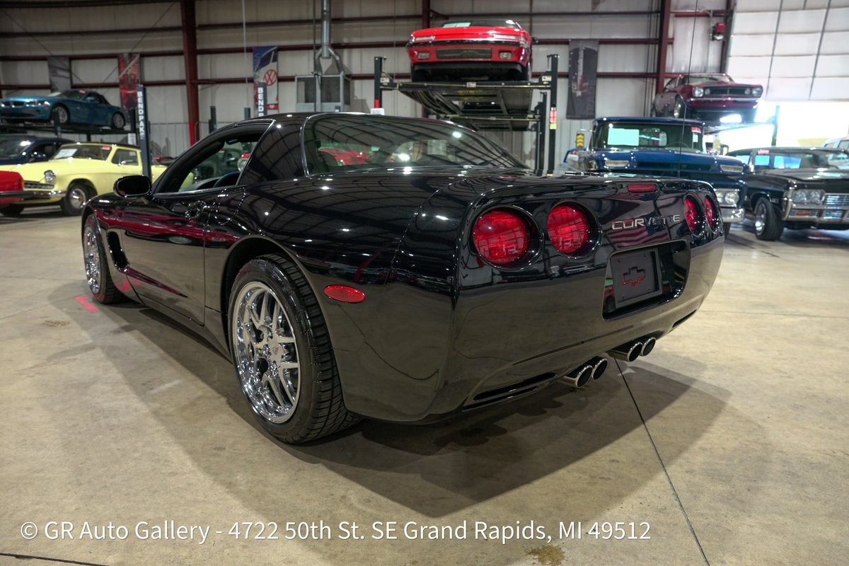 1999 Black Chevrolet Corvette   | C5 Corvette Photo 6