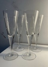 Set of 4 Etched Glass Champagne Flutes - Polka Dot / Bubble Pattern
