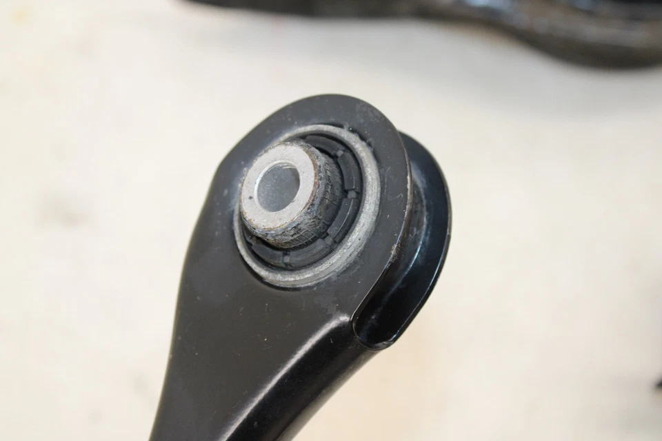 2015-2021 Volkswagen GTI Rear Right Control Arm Set OEM MH58 - Image 2 of 4