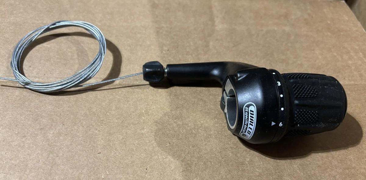 Paire De Manettes Suntour MT2 Twist Shifter – 3x6 Vitesses + Câbles – Neuve