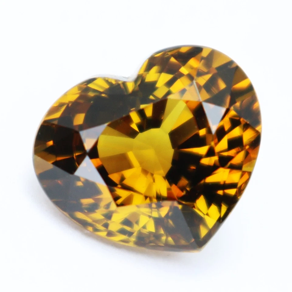 6.80Cts Glorious Natural Yellow Mali Garnet Heart Shape Collection Gemstone - Image 3 of 4