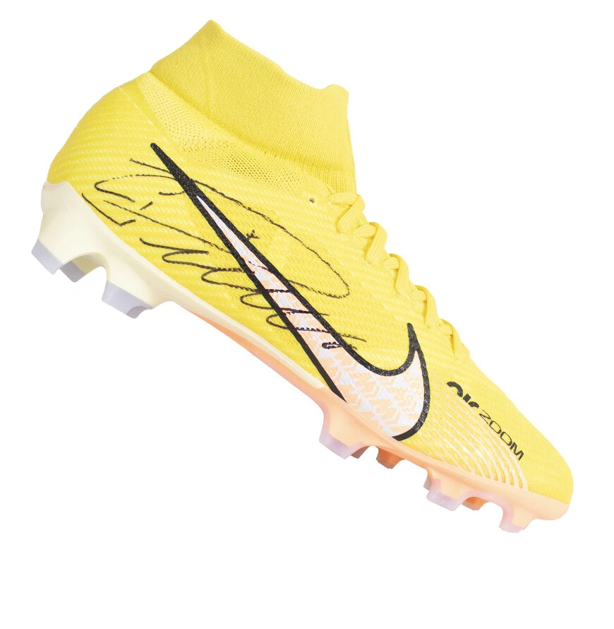 Cr7 astro hotsell boots