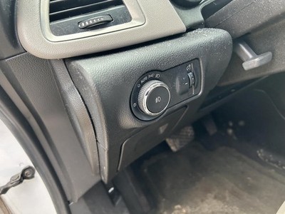 VERANO    2013 Dash/Interior/Seat Switch 104734857