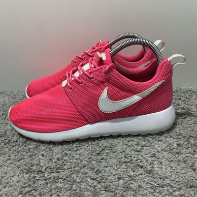 Nike Running Shoes UK Ladies Roche Pink Trainers Gym Workout