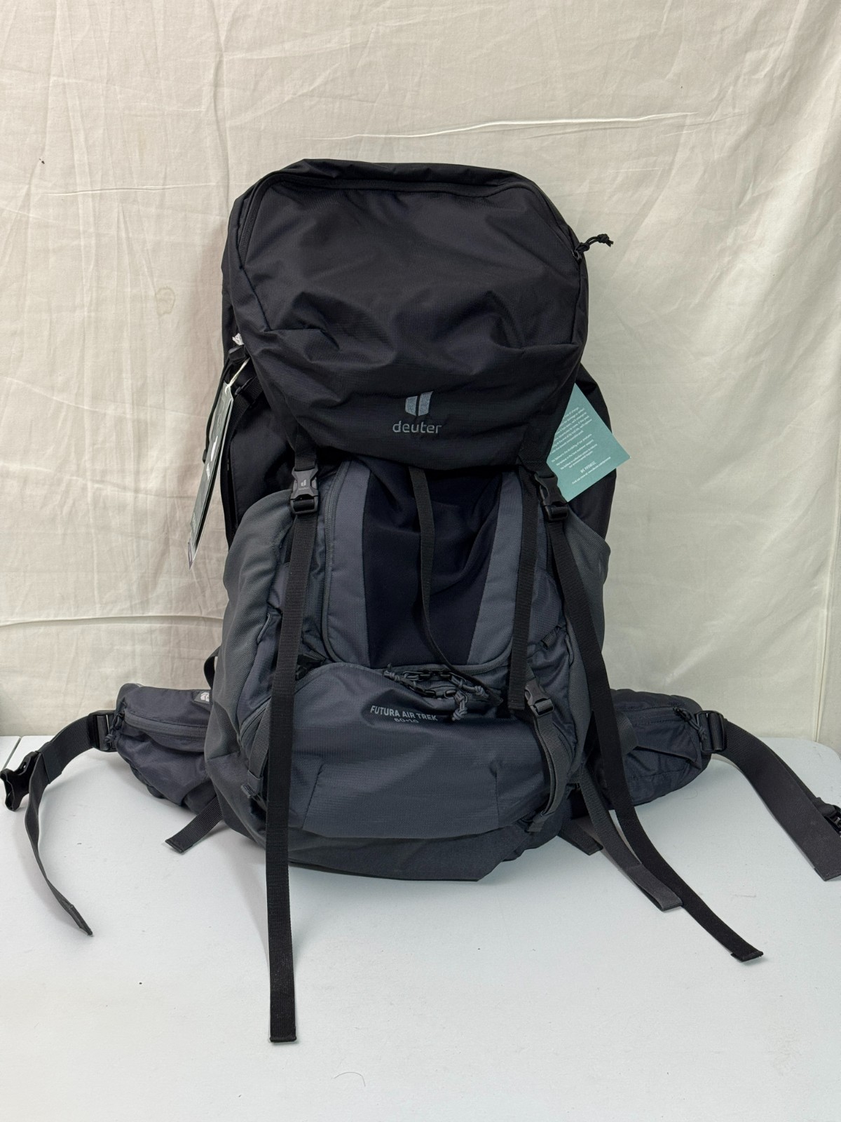New Deuter Futura Air Trek 60+10 Trekking Backpack (black-graphite) w/ frame
