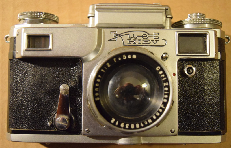 Leica Carl Zeiss Jena Sonnar 1:2 5cm lens on Russian Kiev 4 camera