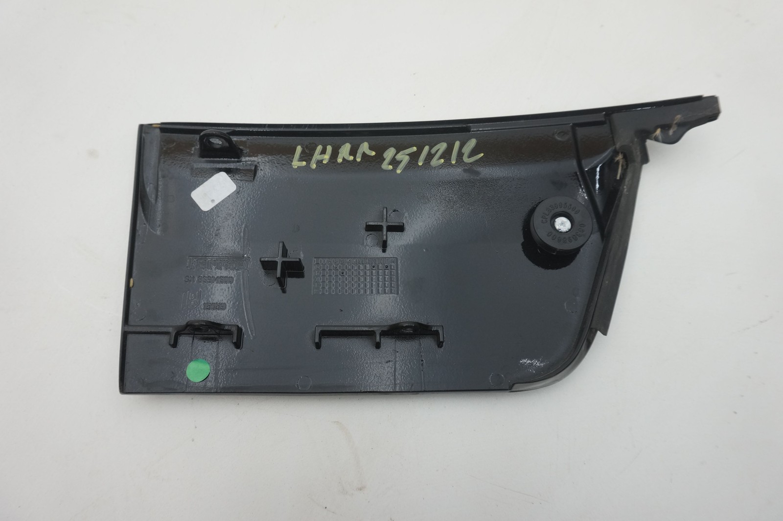 Set 2 Rear Left & Right Exterior Trim 86914600 86914300 Ferrari 488 Spider 2017