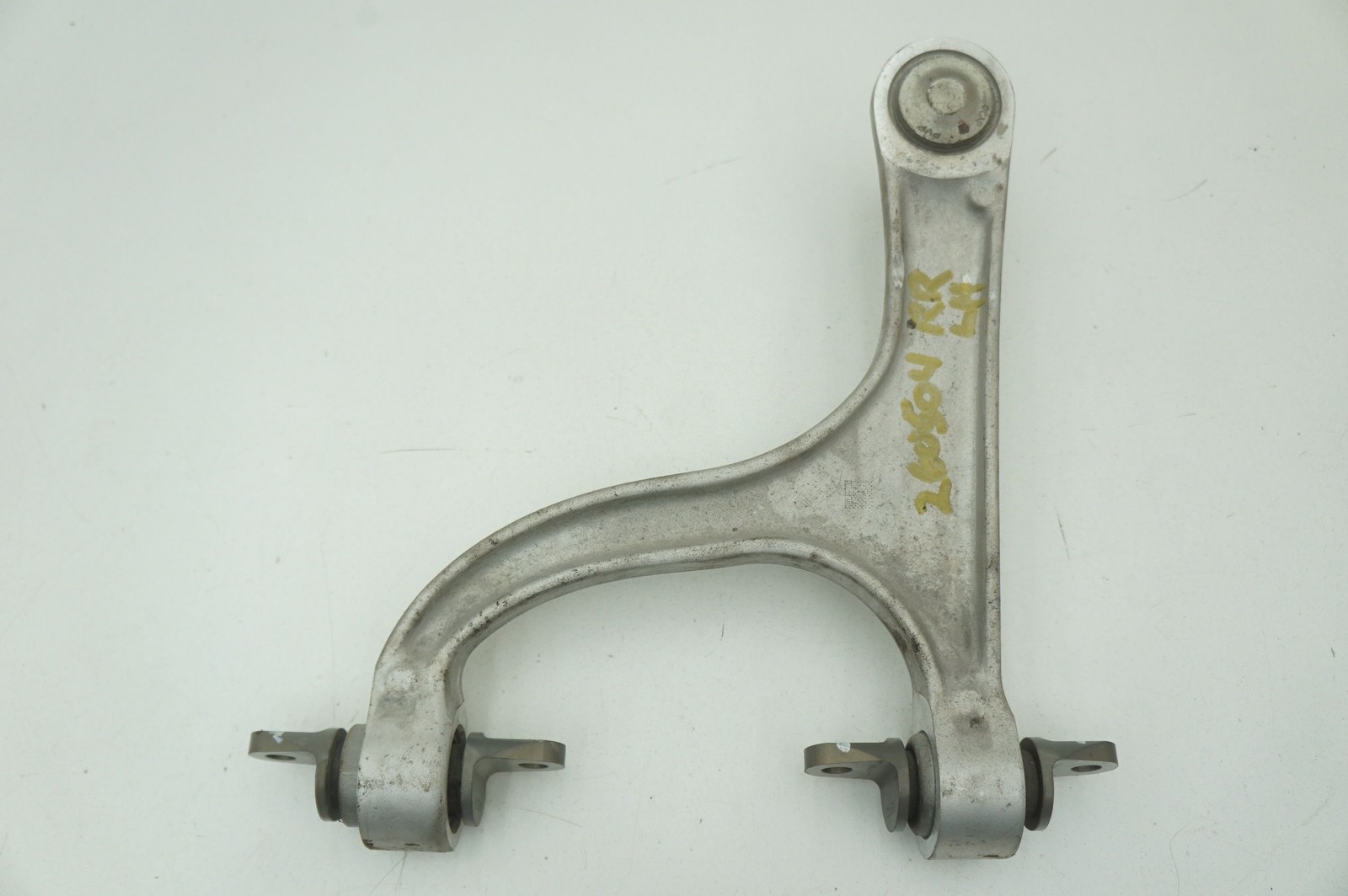 McLaren GT 2022 FRONT+LEFT+UPPER Control arm P/N 14B0581CP