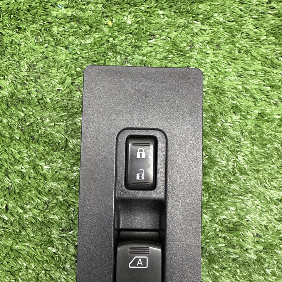 04-09 NISSAN ARMADA TITAN PASSENGER SIDE POWER WINDOW /LOCK SWITCH INFINITI QX56 - Image 4 of 4