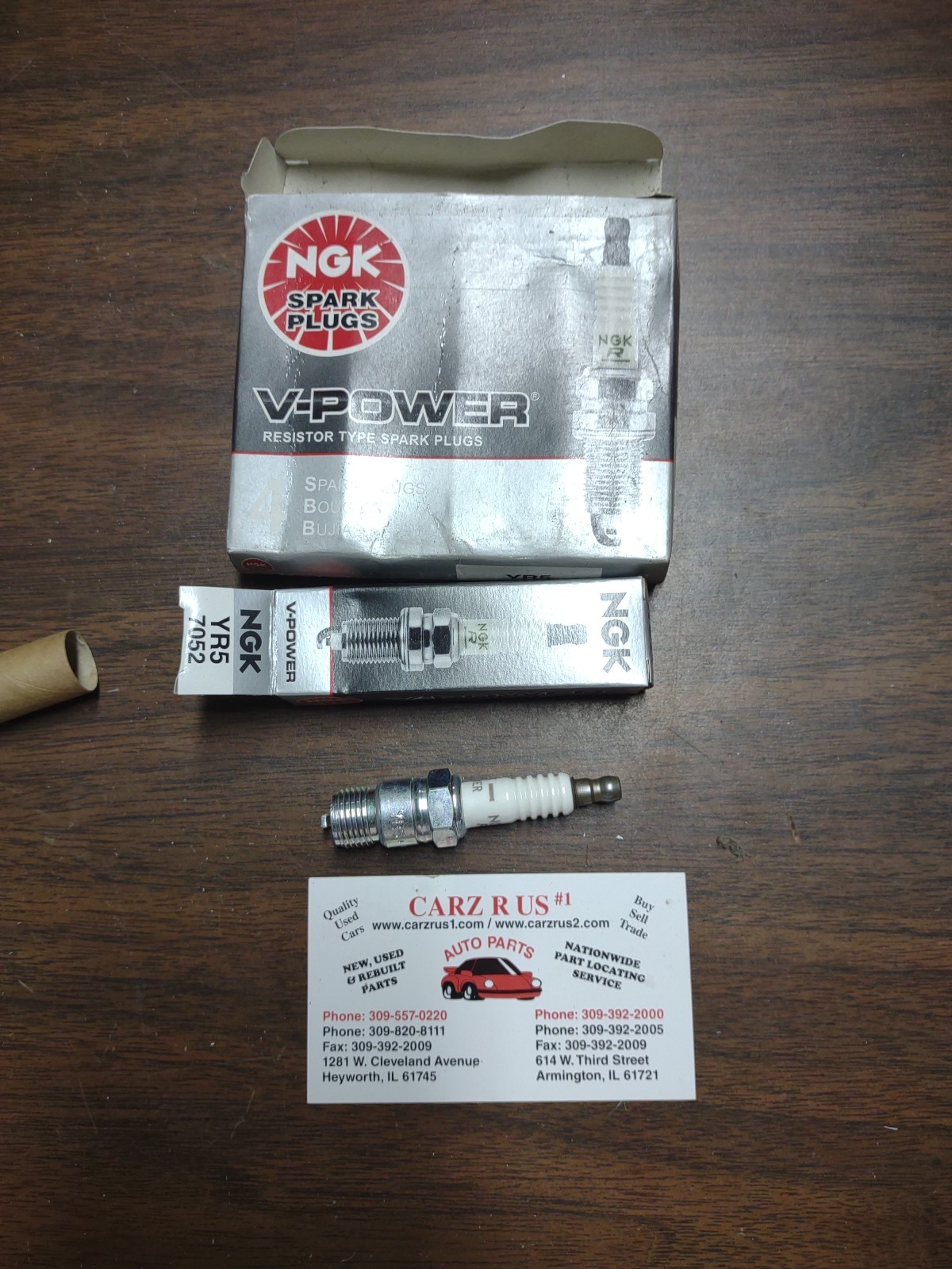 4 PACK NGK V-Power Spark Plugs 7052 YR5 7052 YR5 Tune Up Kit Set