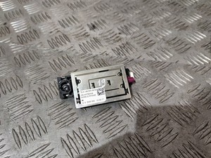 MERCEDES-BENZ GLE W166 Antennenverstärker A1569050902