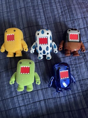 LOT 5 Domo 2'' Qee  (2010) Collectible Figures, Dark Horse RARE