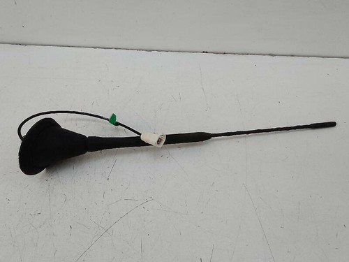 51913915 B901 476176 antenna for FIAT 500L (330)(2012- ) 1.3 TREKKING LITE 2012 - Picture 4 of 7