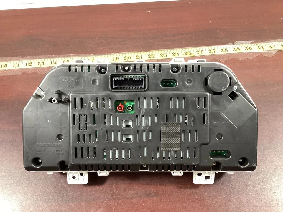 2018 - 2022 年本田 ODYSSEY DASH 仪器集群速度计原始设备制造商。 — 第 3/4 张图片