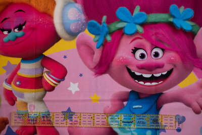 Trolls Panel Happy