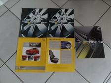 LOT DE CATALOGUES  RENAULT SPORT CLIO