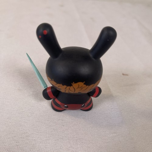 Kidrobot Dunny Vinyl Series 3” 13 The Butcher Brandt Peters - Picture 3 of 5