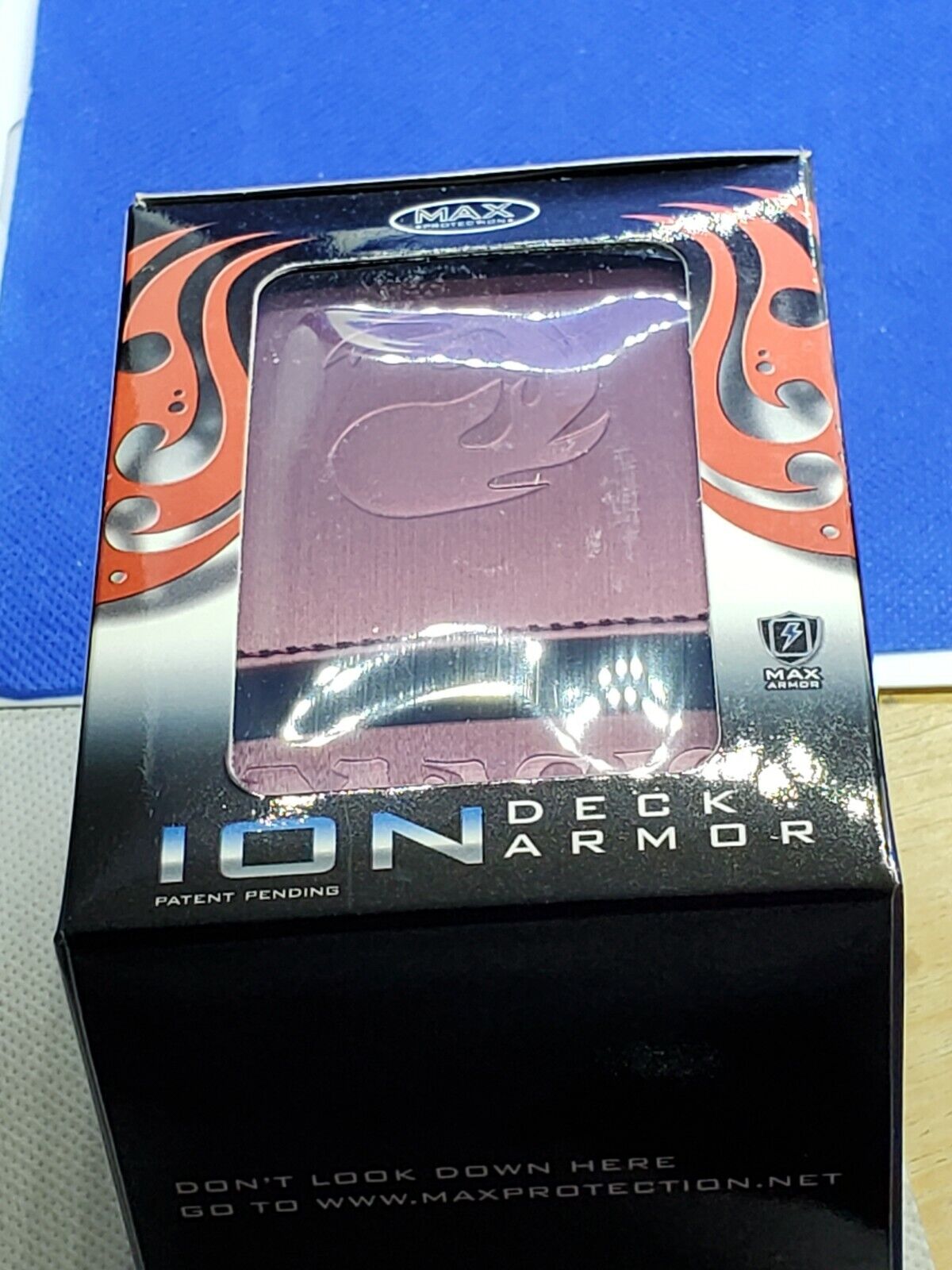 ION DECK ARMOR MAX PROTECTION BOX RED WITH MANA SYMBOL MAGIC MTG