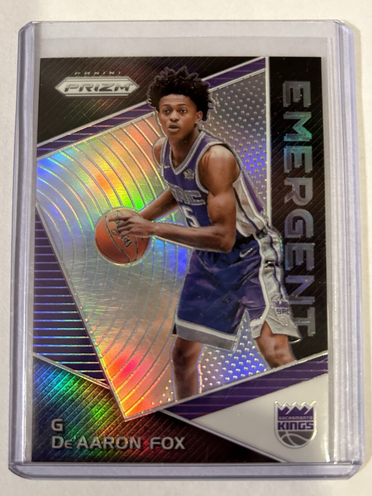 2017-18 Panini Prizm Emergent Silver Prizm De'Aaron Fox #EM-DEA Rookie RC Kings