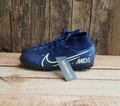 red white and blue air maxes