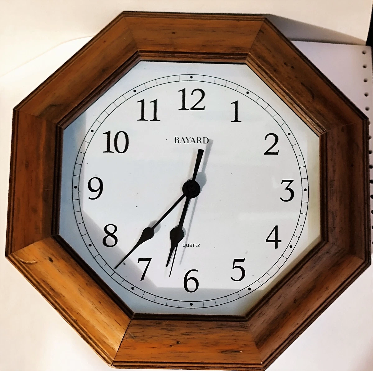 ncienne horloge suédoise à boîtier long en pin véritble En vente sur