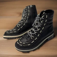 Shutz Sylvie Boots Lace Up Hiker Leather Contrast Stitching Ankle Black Women 6B