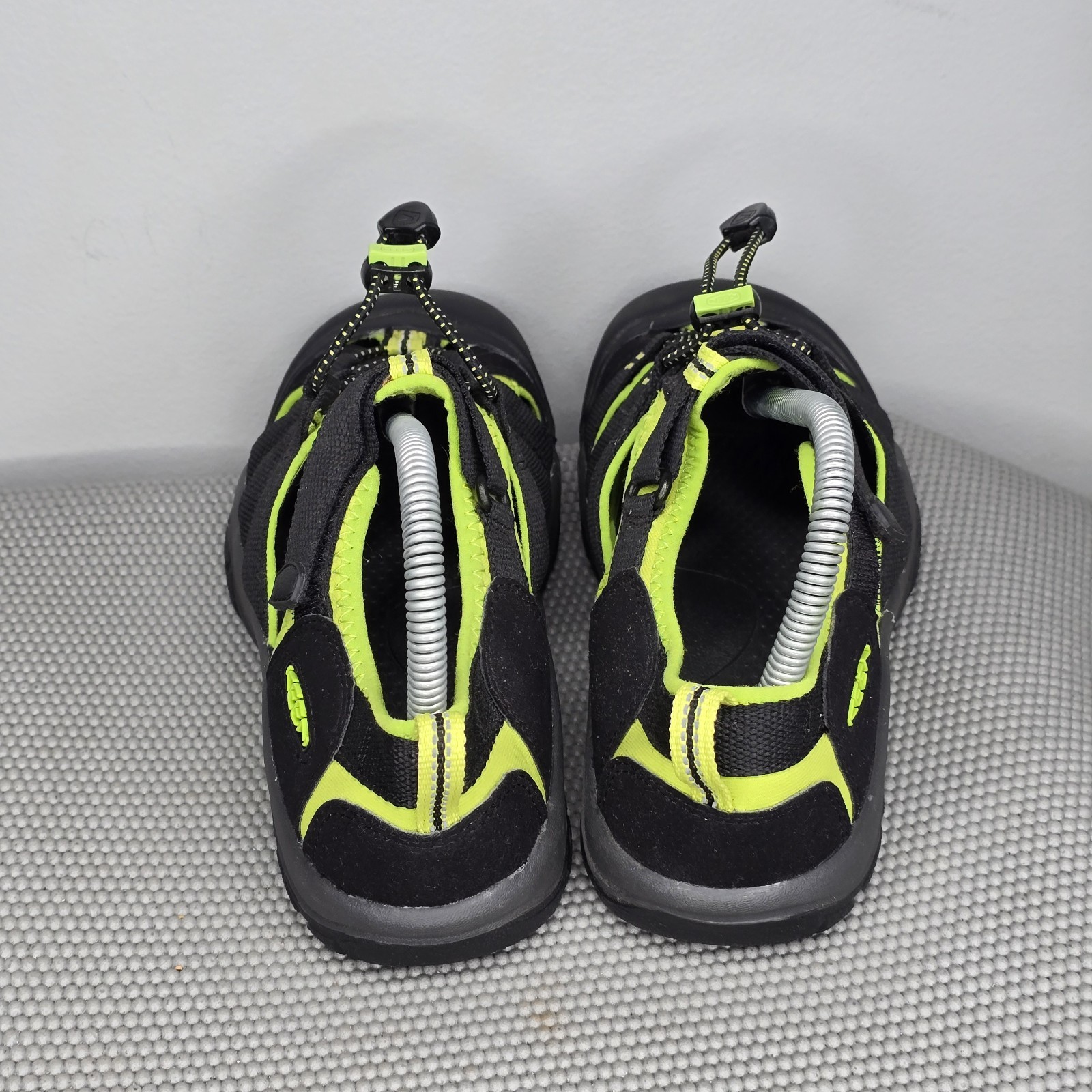 Keen sandalo donna Newport taglia 6 nero verde scarpa avventura outdoor
