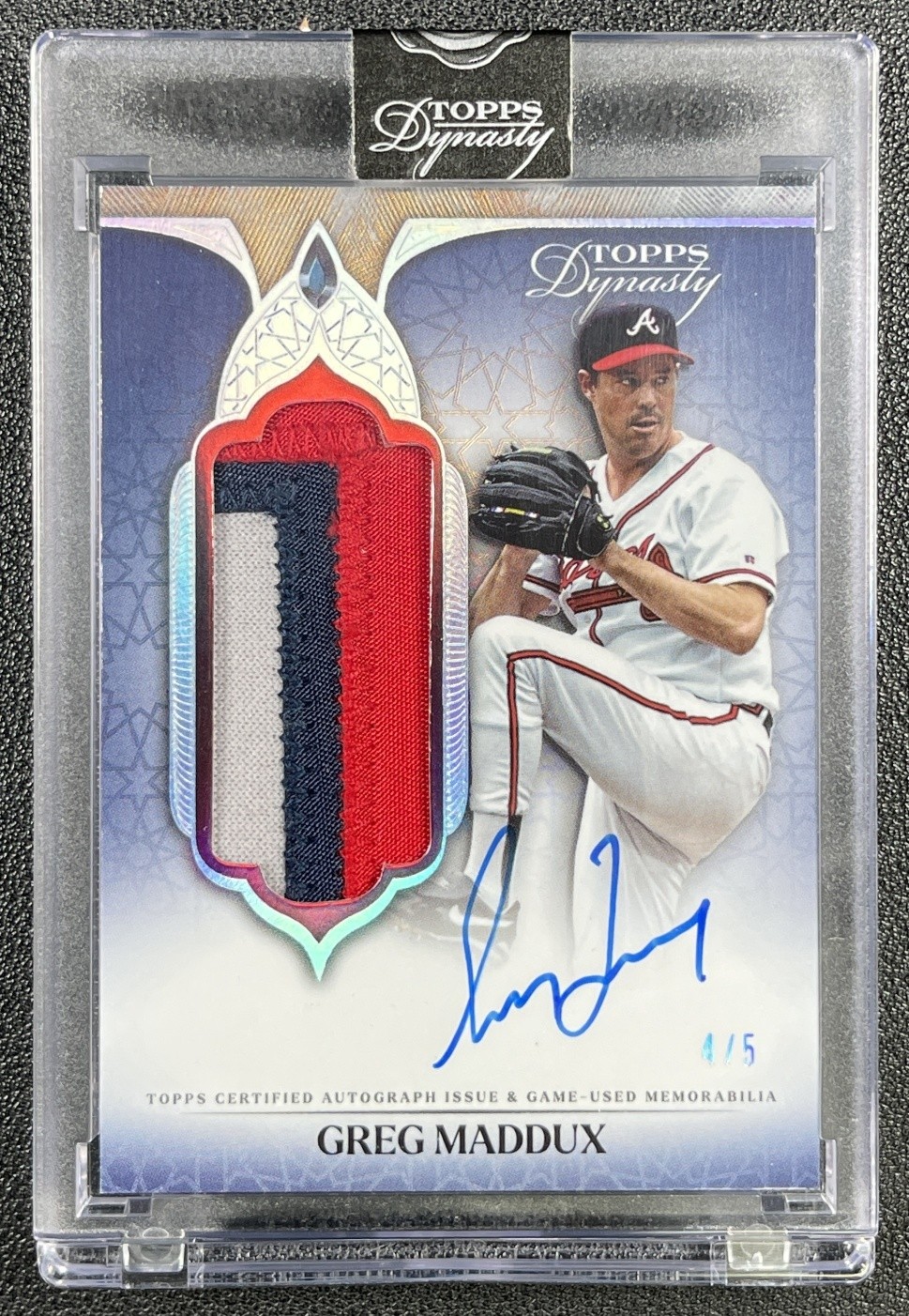 GREG MADDUX 2025 TOPPS DYNASTY #DAPB-GM3 GAME-USED PATCH AUTO SILVER 4/5 BRAVES view 1