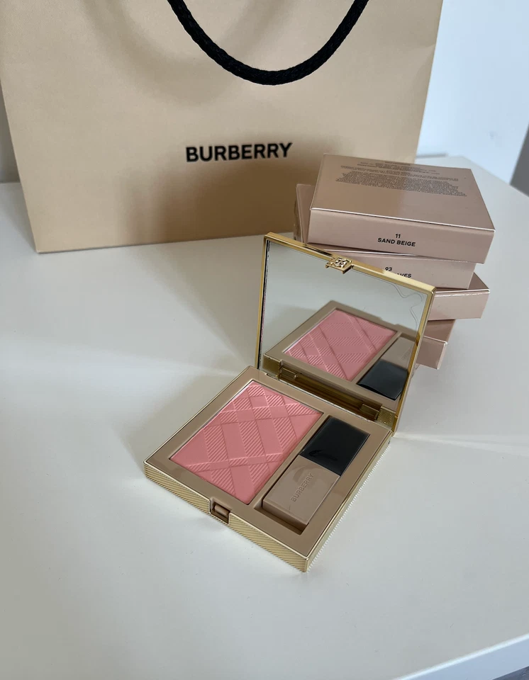Brand New Full Burberry Outdoor Blush Collection of All 6 Blushes - Image 4 of 4
