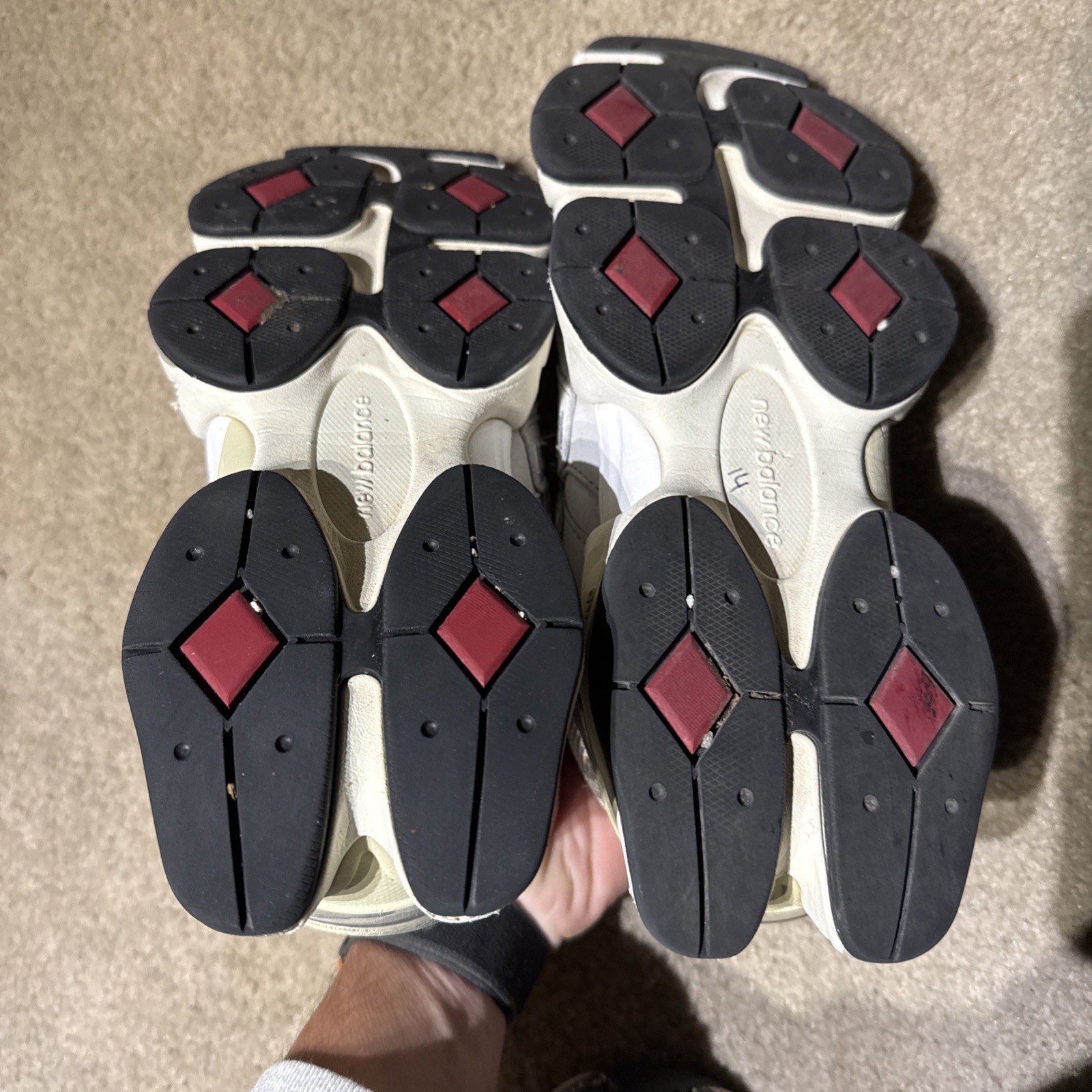 New Balance 9060 Sea Salt Moonbeam - U9060WHT size 8 euc