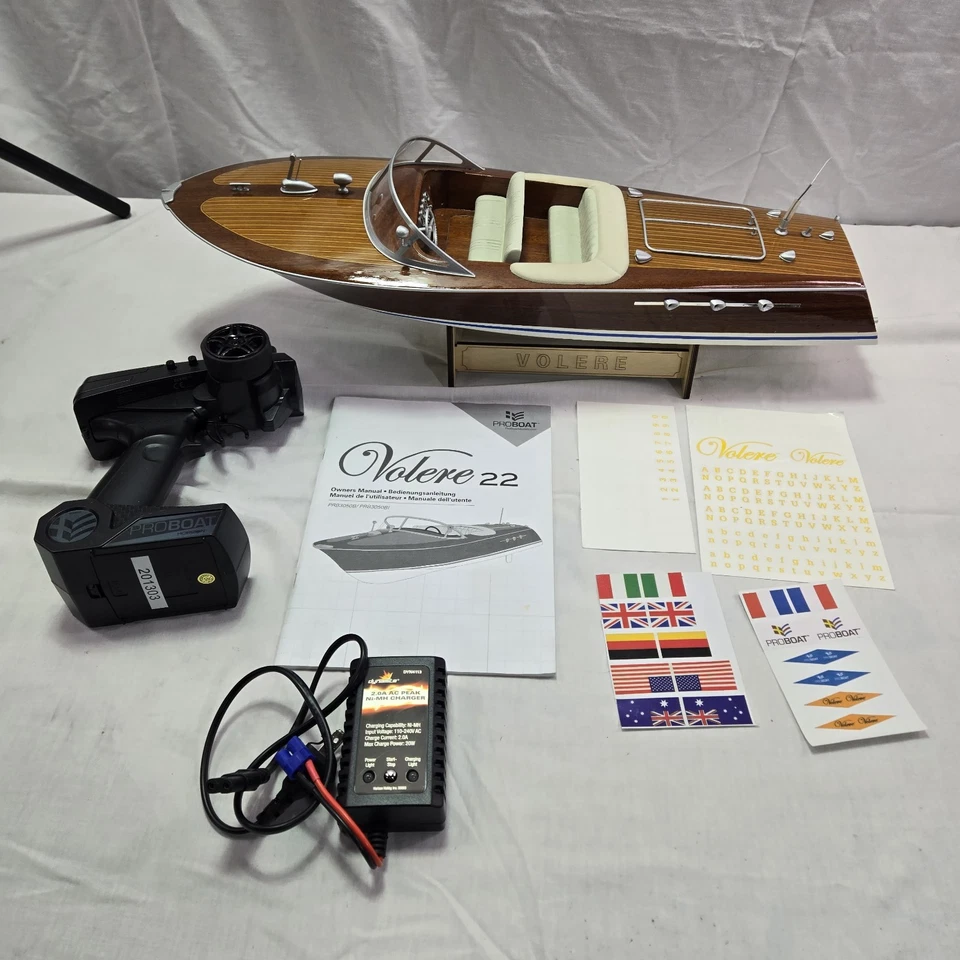 Barco de radiocontrol Pro Boat Volere 22 a gran escala Foto 3 de 4