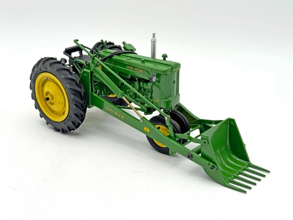 1/16 John Deere 40 Tractor w/ 40 Loader by Nolt - Image 2 of 3