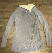 Lululemon Wrap Jacket Gray Women s 4 Long Sleeve Zipper / Snap-Button LikeNew