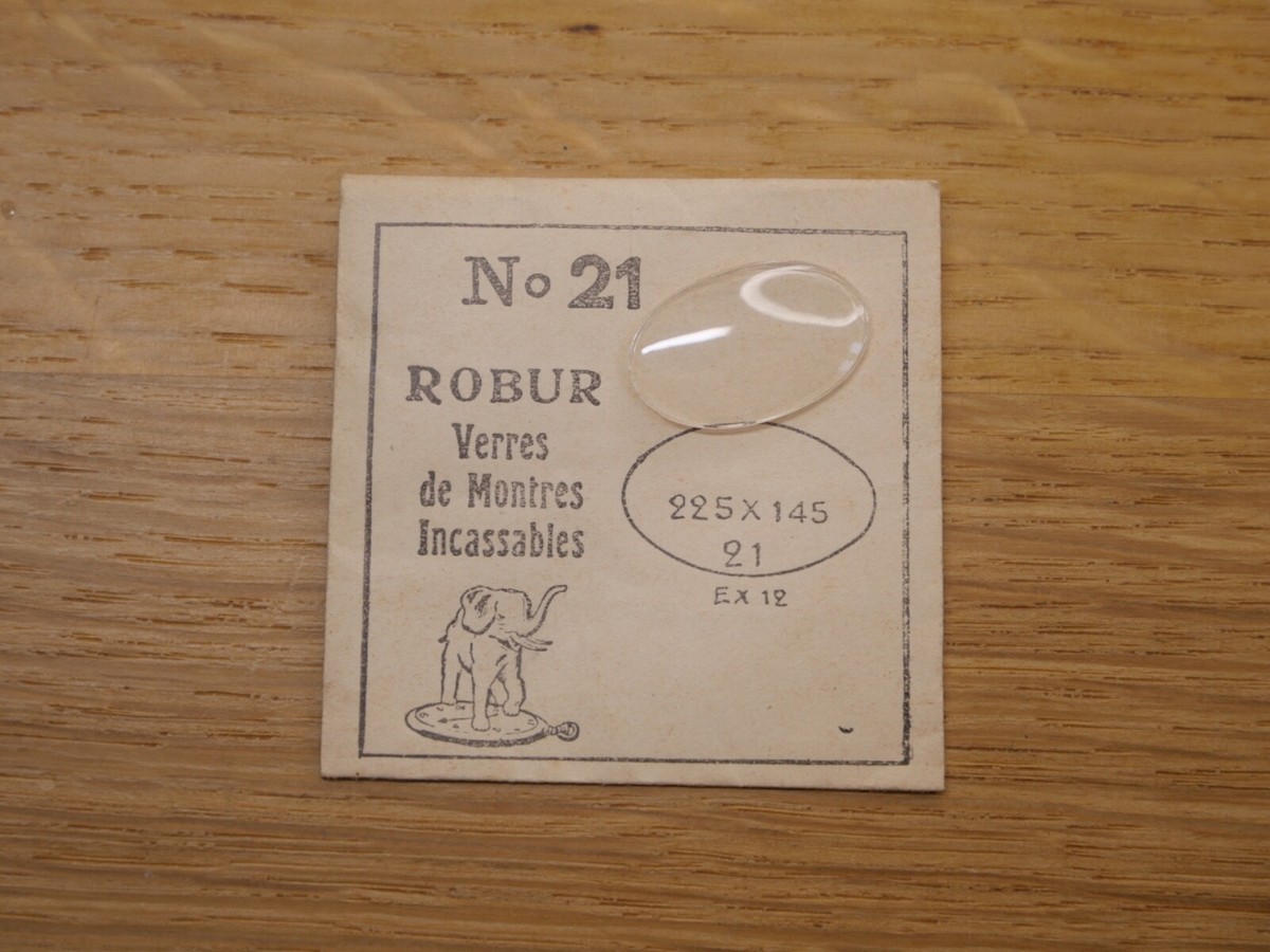 ROBUR VERRE DE FORME EN ACRYLIQUE POUR MONTRE 135 X 105