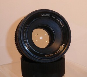 YASHICA DSB 50mm F1.9 PRIME STANDARD LENS CONTAX/YASHICA 35mm FILM SLR FIT (541)