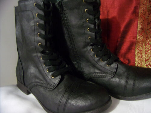 Women's ARIZONA JEANS CO. BLACK Lace-Up Boots US - SIZE 11M - Picture 2 of 9