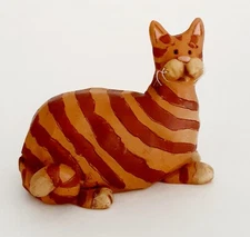 Blossom Bucket Tabby Striped Cute Cat Figurine Signed Suzi Skoglund Fun Cat