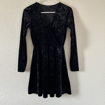 Forever 21 Women's Velvet Dress Small Black Dark Summer Party Birthday Gothic | eBay Forever 21 Women's Velvet Dress Small Black Dark Summer Party Birthday Gothic | eBay