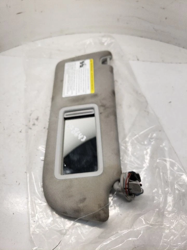 Parasol derecho pasajero con iluminación compatible con AUDI S6 1299146 13-17 Foto 2 de 4